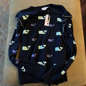 NWT Vineyard sweatshirt, beautiful whales and cute sleeve detail
